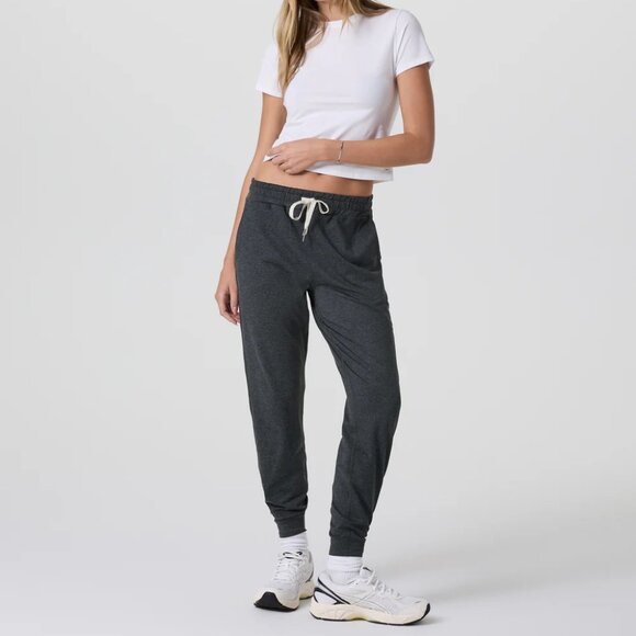 Vuori Performance Jogger Women's DreamKnit™ (XS, Charcoal Heather) - Picture 1 of 11
